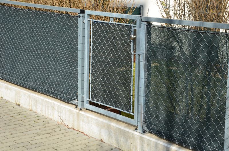Chain Link with Privacy Slats